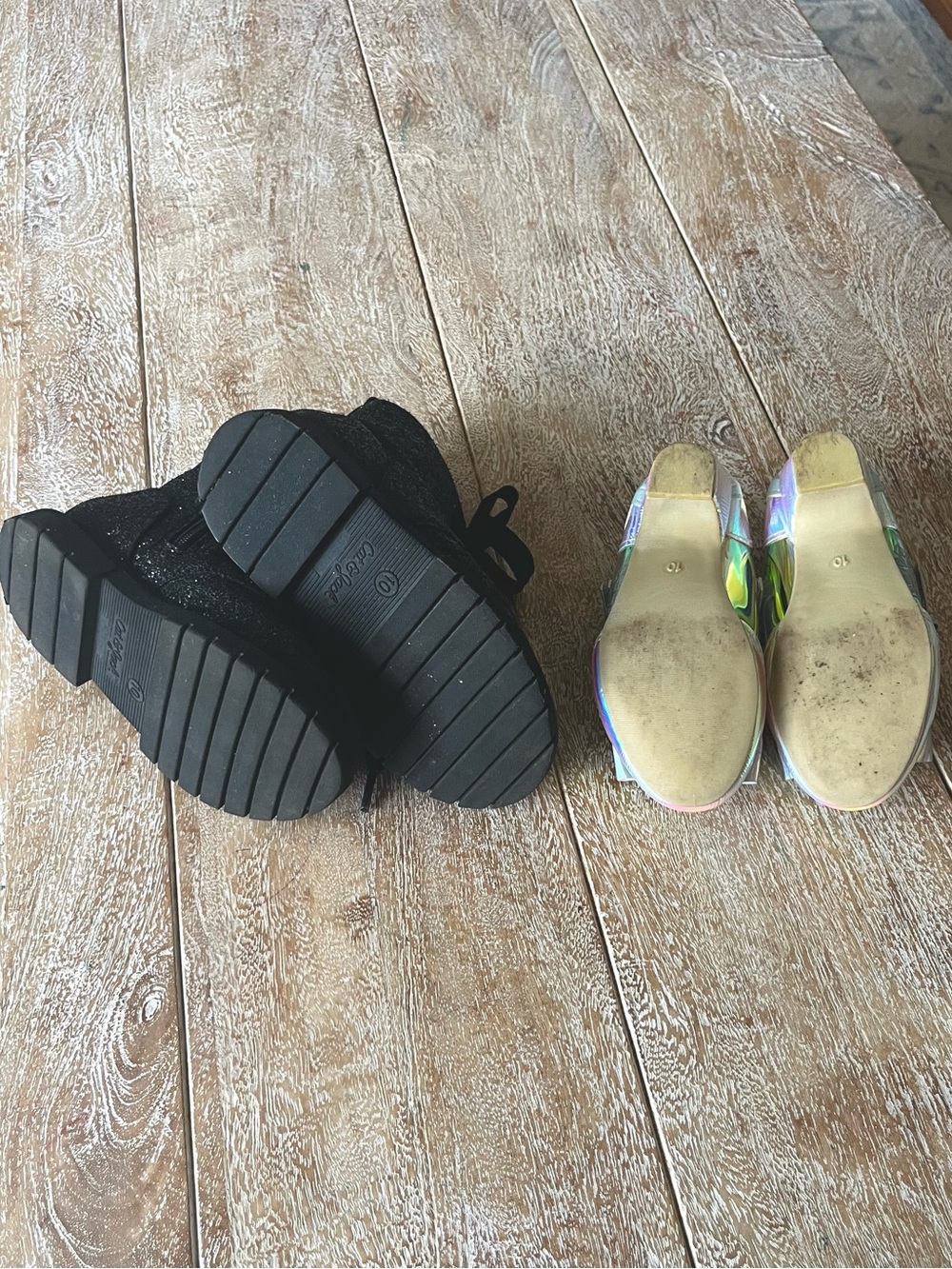 Two Pairs Girls Shoes - Picture 5 of 14